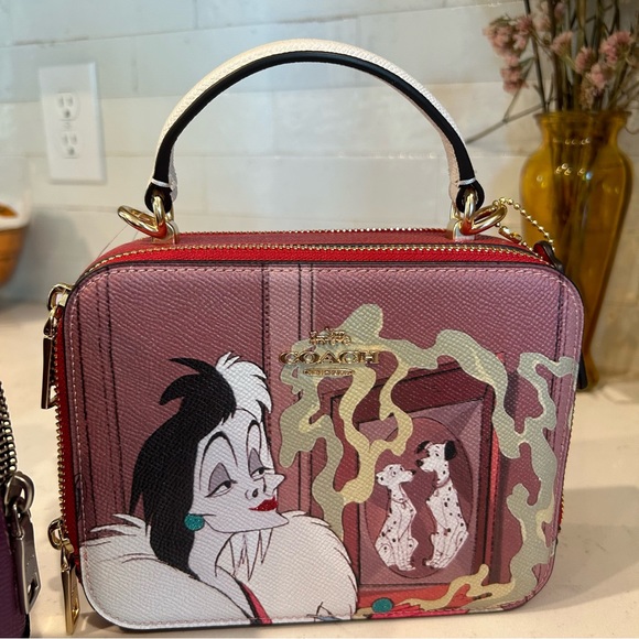 Coach X Disney Villains Box Crossbody collection - Picture 4 of 6